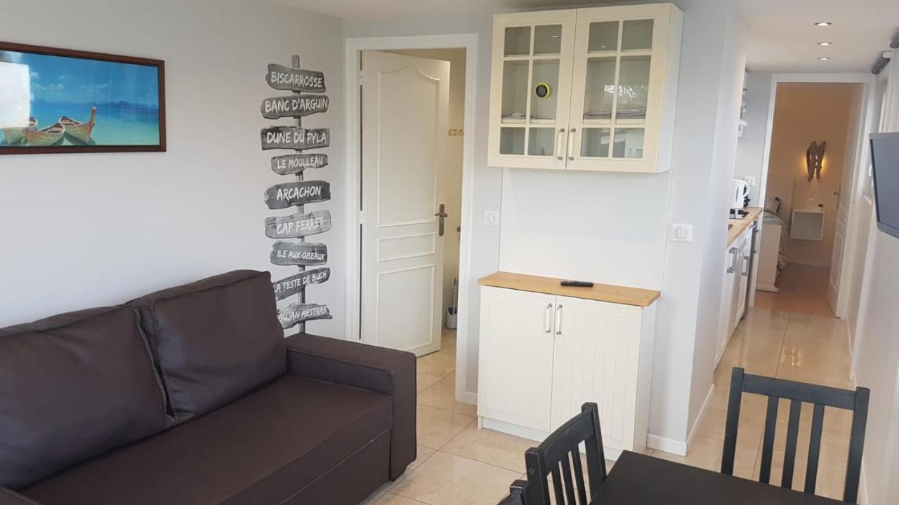 Maisonnette Bois Flottes Salles  Exterior foto
