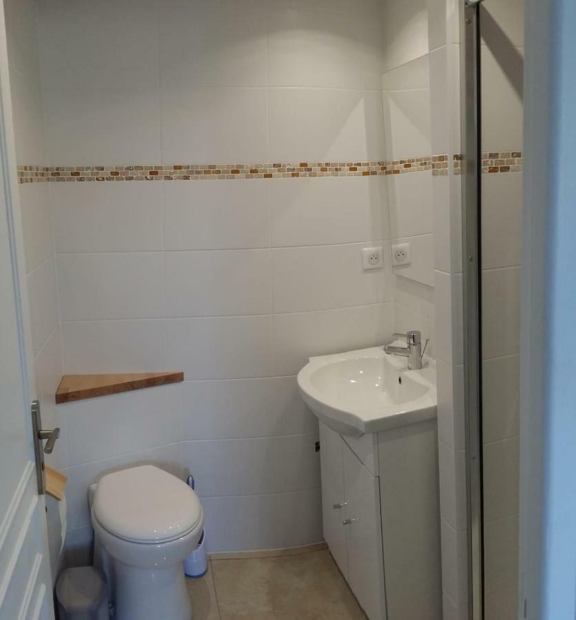 Maisonnette Bois Flottes Salles  Exterior foto
